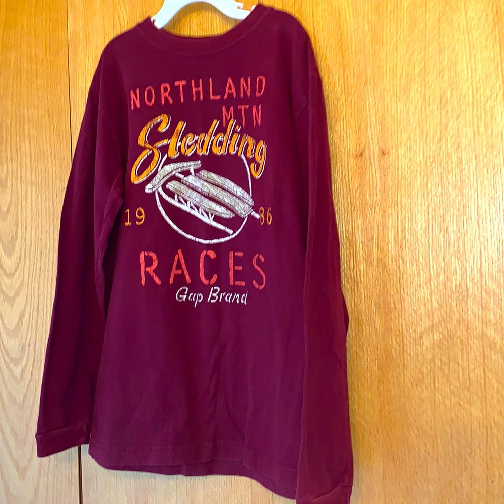 Vintage GAP kids size 10 brushed cotton sledding theme graphic LS t shirt maroon